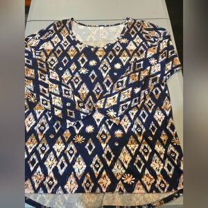 Geometric Patterned Navy Top (5c4)